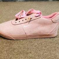 کفشهای زنانه دارای اندازه های مختلف مجلسی موجوده