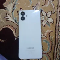 گوشی نو سه ماه کارکرده نیازبه تعریف نداره