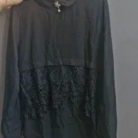 تعدادی لباس نو|لباس|دوگنبدان, |دیوار
