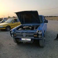 نیسان وانت 82