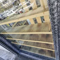 ویترین و پیشخوان