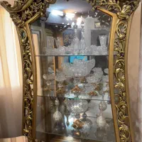 ویترین سلطنتی مناسب ویترین ارایشگاه و مغازه