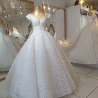 لباس عروس ارزنده