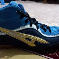 کفش کشتی آسیکس مدل wrestling. در حد نو