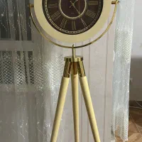 ساعت ایستاده نقلی