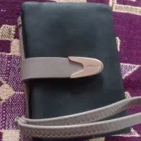 یک کیف زنانه حاوی چند عابر بانک پیداشده