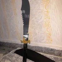 چاقو (شمشیر) به همراه غلاف