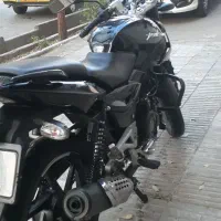 پالس ug4|موتورسیکلت|قم, قلعه یزدیها|دیوار