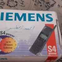 تلفن همراه آک زیمنسs4