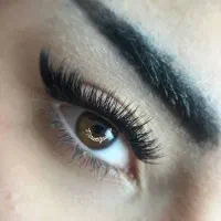 تخفیف ویژه کاشت مژه هیدن، لیفت و لمینت مژه و ابرو