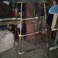 چهارپایه آهنی