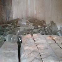 فروش تعدادی شیشه آزمایشگاهی