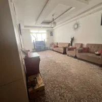 80متر-آپارتمان-شقایق-شرقی