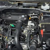 پژو مدل 83 اتاق تعویض با 200تومن وسایل اضافه