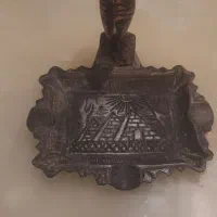 دکوری زیرسیگاری