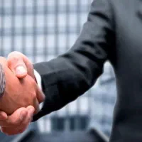 استخدام کارمند اداری در دفتر املاک