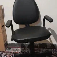 صندلی تمیز چرخشی و چرخ دار|صندلی و نیمکت|بروجرد, |دیوار