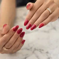 کاشت ناخن با قیمتی ویژه