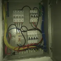 برقکار برقکاری
