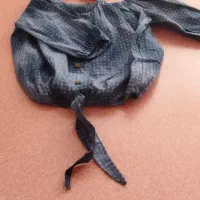 تعدادی لباس نو