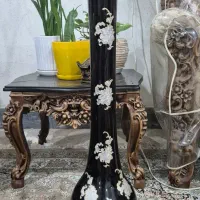 گلدان شیشه‌ای بلند