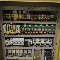 برقکار صنعتی و برنامه نویس plc
