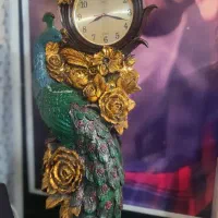 ساعت ایستاده طرح طاووس