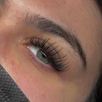 آموزش و خدمات اکستنشن، لیفت و لمینت مژه و ابرو|خدمات آرایشگری و زیبایی|شیراز, عفیف‌آباد|دیوار