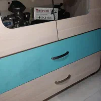 تخت با تشک و پاتخت و بوفه کودک نوجوان|تخت و صندلی بچه|مشهد, شهید بهشتی|دیوار