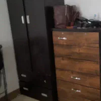 کمد ،دراور ،ساعت ایستاده و ایینه کنسول در حد نو