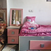 تخت دخترانه