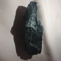 سنگ‌ مشکوک به شهاب سنگ|کلکسیون اشیاء عتیقه|زاهدان, |دیوار