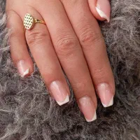 کاشت ناخن تخفیف|خدمات آرایشگری و زیبایی|بروجرد, |دیوار