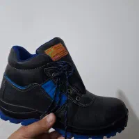 دو عدد پوتین ایمنی|کیف، کفش، کمربند|کرج, کلاک پایین|دیوار