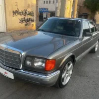 بنز کلاسیک ۳۰۰