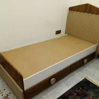 تخت خواب و کمد|تخت و سرویس خواب|شیراز, زرهی|دیوار