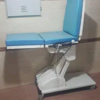 تخت سه شکن کاشت مو|آرایشی، بهداشتی، درمانی|شیراز, میانرود|دیوار
