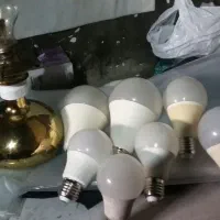 چراغ نفتی و لامپ