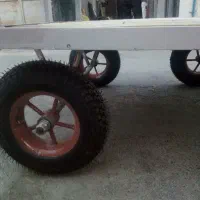 گاری چهار چرخ دستی