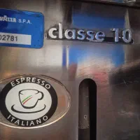 رنچلیو کلاس 10 ایتالیا سه گروپ|کافیشاپ و رستوران|ششطراز, |دیوار