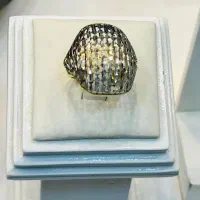 انگشتر و گوشواره طلا