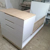 تخت نوزادی باکس دار در طرح و رنگ بدلخواه|تخت و سرویس خواب|پردیس, سیاه سنگ|دیوار