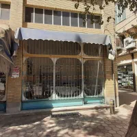 درب مغازه آهنی