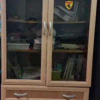 کمد و کتابخانه