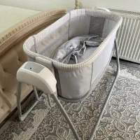 گهواره برقی ماستلا کنار مادر (نو)|تخت و صندلی بچه|قم, پردیسان|دیوار