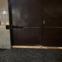 درب کرکره برقی جک بازوی وشیشه سکوریت نصب تعمیرات|خدمات پیشه و مهارت|بوشهر, |دیوار