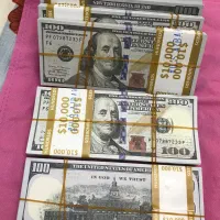 ۴بسته‌اسکناس دلار سینمایی