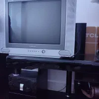 تلویزیون ۲۱اینچ سامسونگ به همراه میز تلویزیون