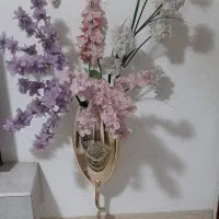 گل وگلدان