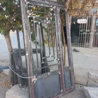 جوشکار انواع درب و سازه های فلزی جوشکاری